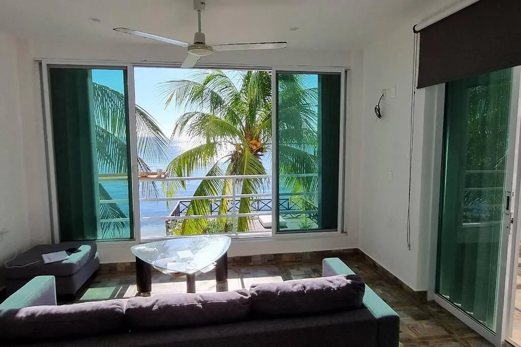 Beach House & Yacht Seaside Sunrise Haven Cancun